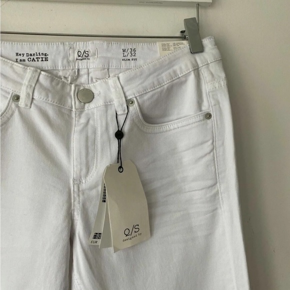 Q/S Designed by s.Oliver Catie Slim Fit White Jeans Size 10 L32 - Picture 3 of 7